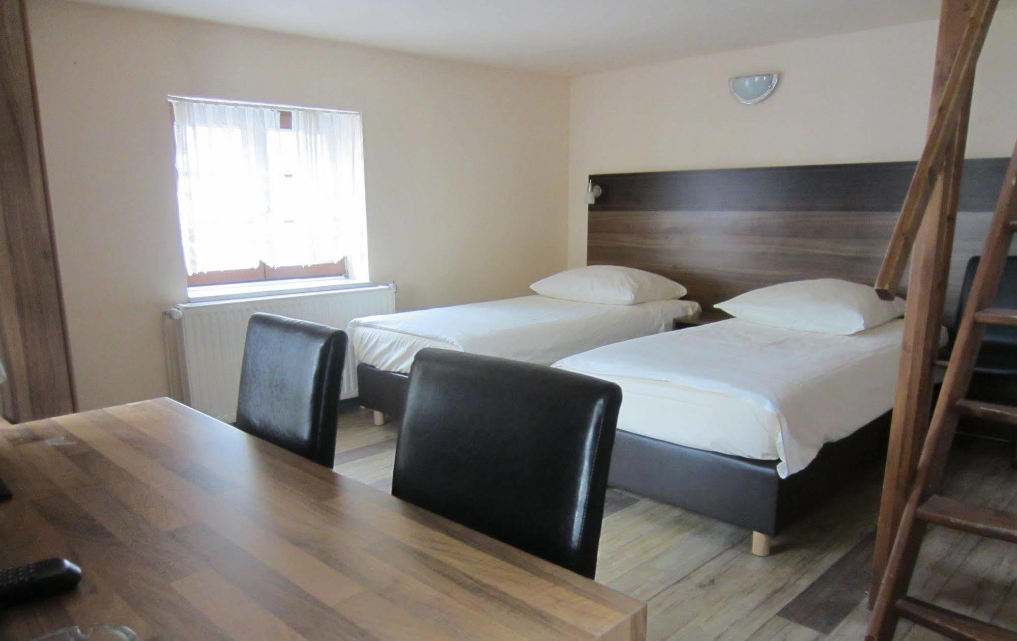 Altduesseldorf Hotel Luaran gambar