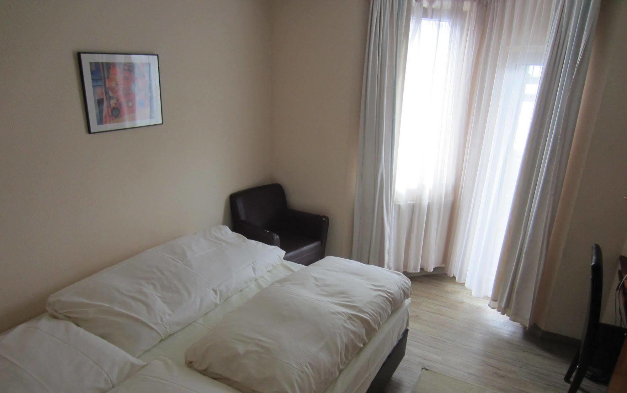 Altduesseldorf Hotel Luaran gambar