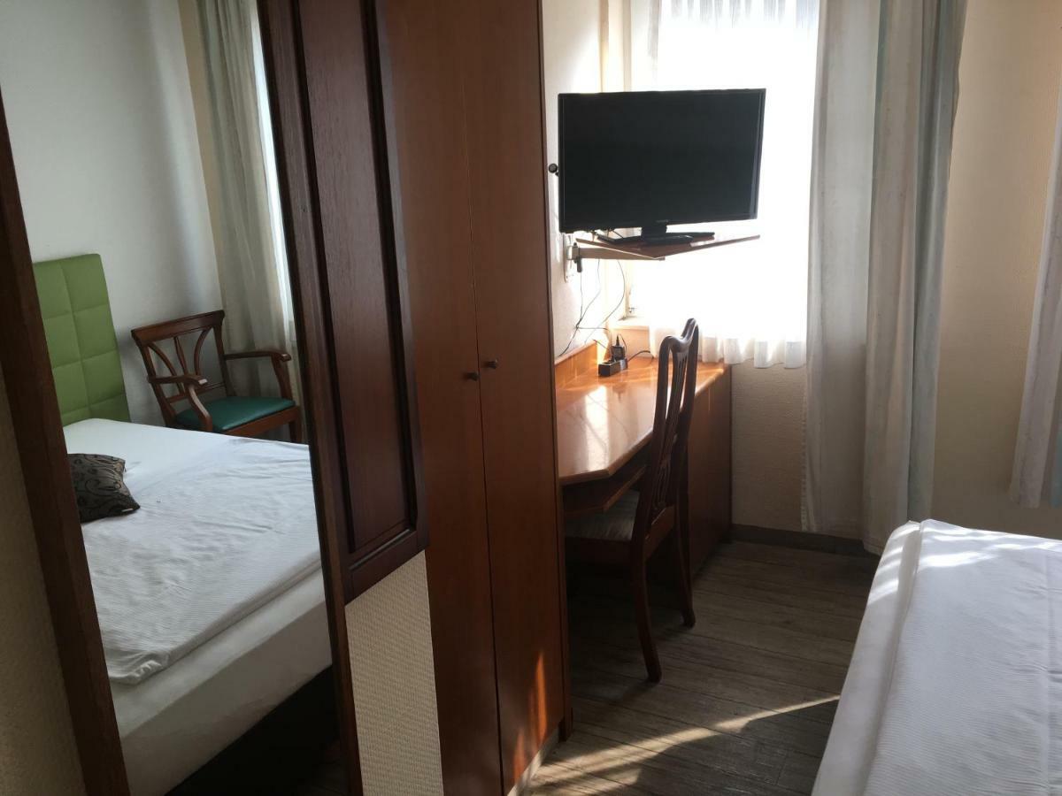 Altduesseldorf Hotel Luaran gambar
