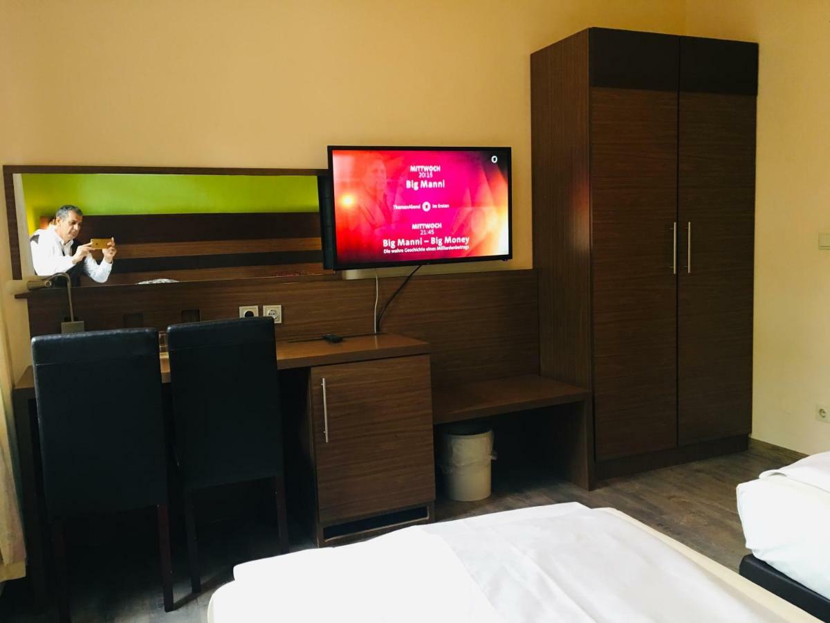 Altduesseldorf Hotel Luaran gambar