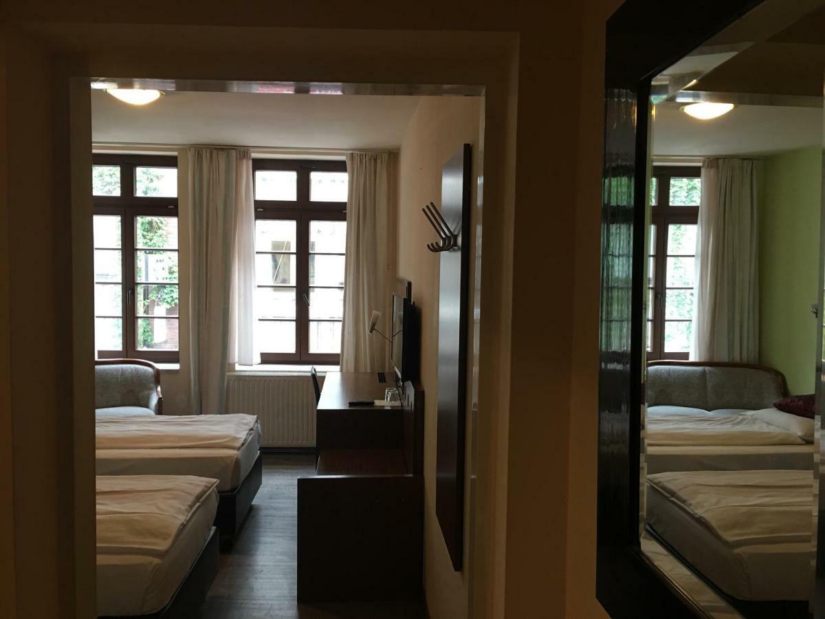 Altduesseldorf Hotel Luaran gambar